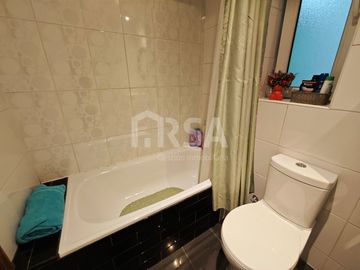 DEPARTAMENTO 2 DORMITORIOS/2 BAÑOS CON ESTACIONAMIENTO, BARRIO ITALIA, PROVIDENCIA