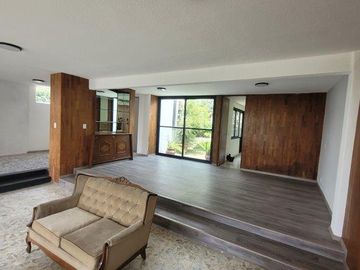 Casa en Venta, Ciudad Satélite, Novelistas, Naucalpan de Juárez, Vigilancia