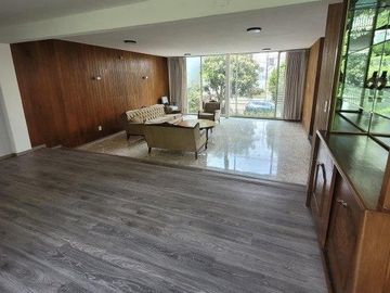 Casa en Venta, Ciudad Satélite, Novelistas, Naucalpan de Juárez, Vigilancia