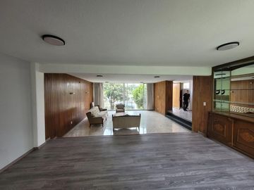Casa en Venta, Ciudad Satélite, Novelistas, Naucalpan de Juárez, Vigilancia