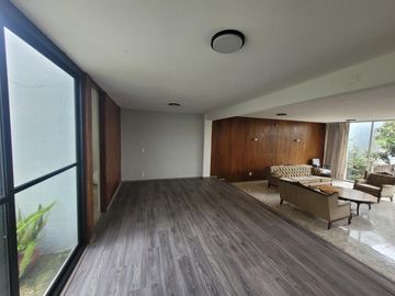 Casa en Venta, Ciudad Satélite, Novelistas, Naucalpan de Juárez, Vigilancia