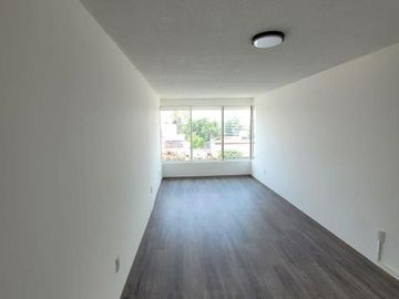 Casa en Venta, Ciudad Satélite, Novelistas, Naucalpan de Juárez, Vigilancia