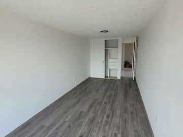 Casa en Venta, Ciudad Satélite, Novelistas, Naucalpan de Juárez, Vigilancia