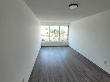Casa en Venta, Ciudad Satélite, Novelistas, Naucalpan de Juárez, Vigilancia