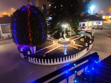 CASA  GRANDE EN VENTA - EN LA MITAD EL MUNDO QUITO
