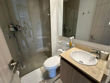 Moderno apartamento es Portal De Genoves, a pocos minutos de los centros comerciales