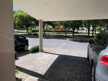 PRECIOSA CASA EN VENTA, MODELO ENCINO EN VALLE DE LAS FUENTES, CALIMAYA HERMOSA CASA EN PERFECTO ESTADO Y EXCELENTE MANTENIMIENTO