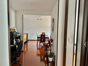 VENDO ESPECTACULAR APTO SANTA TERESA - EXCELENTE UBICACIÓN