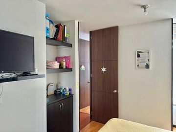 VENDO ESPECTACULAR APTO SANTA TERESA - EXCELENTE UBICACIÓN