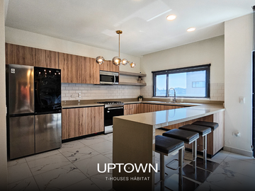 TOWNHOUSE EN VENTA A 5 MIN DE HIPODRÓMO