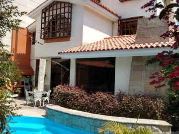 Venta casa La Molina 6 dormitorios Urb Sirius