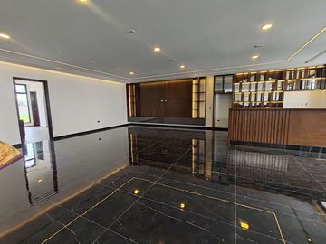 CASA EN VENTA CON 5 RECÁMARAS EN PARQUE POTOSÍ.