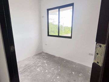 For Sale House and Lot, ARLETTE Townhouse, Bare Type