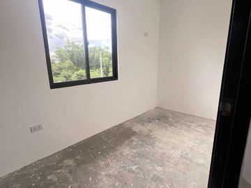 For Sale House and Lot, ARLETTE Townhouse, Bare Type