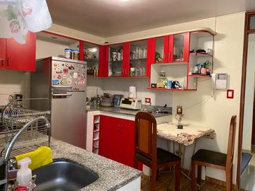 VENTA DE CASA 3 PISOS MAS TERRAZA A.C. 287M2 EN SAN JUAN DE MIRAFLORES