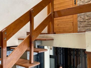 VENTA DE CASA 3 PISOS MAS TERRAZA A.C. 287M2 EN SAN JUAN DE MIRAFLORES