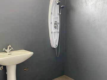 VENTA DE CASA 3 PISOS MAS TERRAZA A.C. 287M2 EN SAN JUAN DE MIRAFLORES