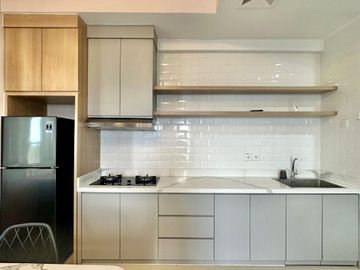 RENT APARTEMEN SURABAYA WATERPLACE RESIDENCE 2BR FURNISHED MEWAH POL