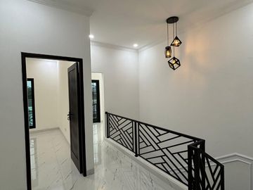 Rumah baru siap huni di condet Jakarta Timur
