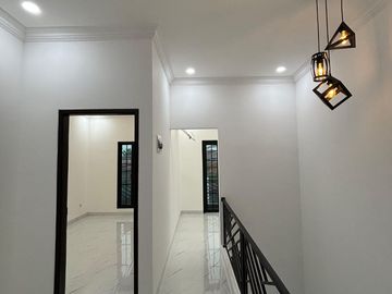 Rumah baru siap huni di condet Jakarta Timur