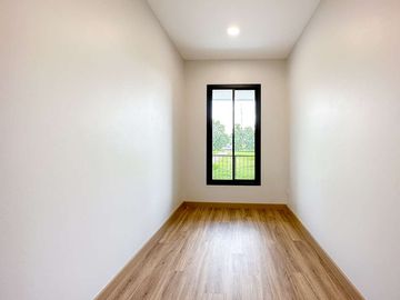 Newly built 2-storey house, 4 bedrooms, modern style, Nong Kwai Subdistrict, Hang Dong District, Chiang Mai Province, near the Royal Flora,
