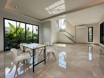 Newly built 2-storey house, 4 bedrooms, modern style, Nong Kwai Subdistrict, Hang Dong District, Chiang Mai Province, near the Royal Flora,