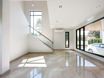 Newly built 2-storey house, 4 bedrooms, modern style, Nong Kwai Subdistrict, Hang Dong District, Chiang Mai Province, near the Royal Flora,