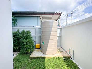 Newly built 2-storey house, 4 bedrooms, modern style, Nong Kwai Subdistrict, Hang Dong District, Chiang Mai Province, near the Royal Flora,