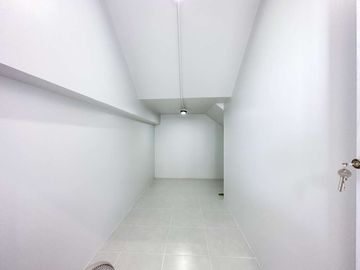 Newly built 2-storey house, 4 bedrooms, modern style, Nong Kwai Subdistrict, Hang Dong District, Chiang Mai Province, near the Royal Flora,