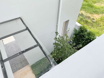 Newly built 2-storey house, 4 bedrooms, modern style, Nong Kwai Subdistrict, Hang Dong District, Chiang Mai Province, near the Royal Flora,