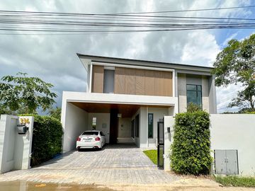 Newly built 2-storey house, 4 bedrooms, modern style, Nong Kwai Subdistrict, Hang Dong District, Chiang Mai Province, near the Royal Flora,