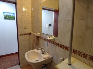 Venta De Casa De 3 Pisos En Zona Exclusiva De La Molina