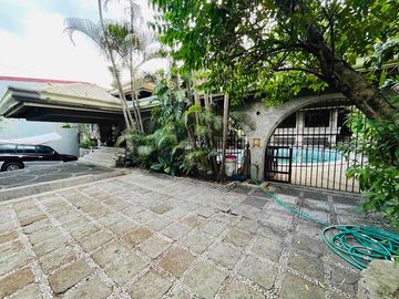🏡 FOR SALE: Main & Guest House in Blue Ridge A, Quezon City