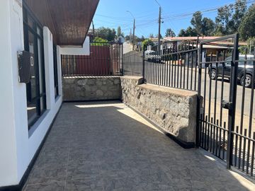 AMPLIA CASA UBICADA EN PEÑABLANCA - CANAL MORALEDA