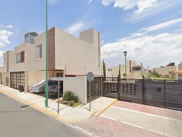 CASA EN COND. NAZCAS- -FRACCIONAMIENTO LAS AMERICAS  -ECATEPEC DE MORELOS -  E D O   M E X --