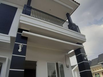 Rumah PM Sawangan,Pinggir Jalan Raya,Murah 2 LANTAI Mewah Minimalis Exclusive Kota Depok Jual Dijual