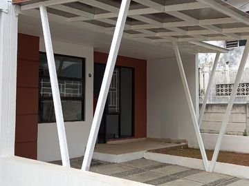 Rumah Mole. Ciputat, Baru 2 LANTAI, Mewah Harga Murah di Tangsel, Kota Tangerang Selatan Jual Dijual
