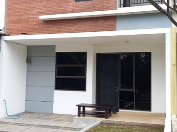 Rumah Mole. Ciputat, Baru 2 LANTAI, Mewah Harga Murah di Tangsel, Kota Tangerang Selatan Jual Dijual