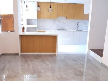 SE VENDE DUPLEX DE ESTRENO EN SACHACA