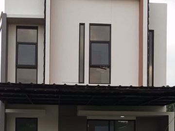 Rumah Puri A. Kencana Jatisari, Baru 2 LANTAI Mewah Harga Murah New Jatiasih Kota Bekasi Jual Dijual