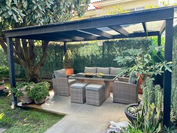 CASA EN VENTA BUGAMBILIAS