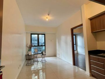 Pre-Selling and Rent-To-Own Condo in Ortigas Center - The Sapphire Bloc by RLC Residences - up to 23% discount