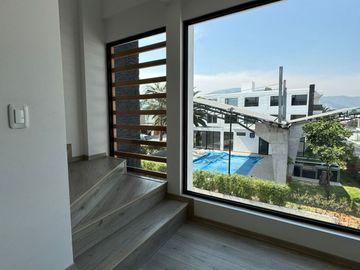 Venta  Casas Duplex de 2 Habitaciones Tumbaco
