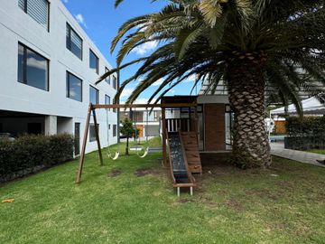 Venta  Casas Duplex de 2 Habitaciones Tumbaco