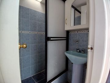 Casa en venta en conjunto habitacional San Bartolo Sur de Quito