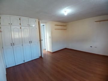 Casa en venta en conjunto habitacional San Bartolo Sur de Quito