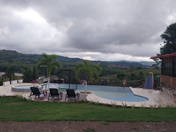 VENTA FINCA ARBOLEDAS