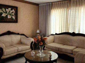 Casa u Oficina en Venta en Jardines del Moral, León, Gto.