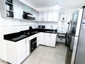¡Venta de Departamento en Surquillo! 🏡✨