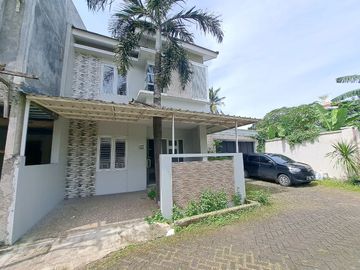 Rumah SIAP HUNI Dijual Dalam Mini Cluster MURAH Di Cilangkap Jakarta Timur [AR075]